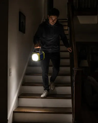 Linterna Led Multifunción Recargable Solar + Usb + Powerbank Verde