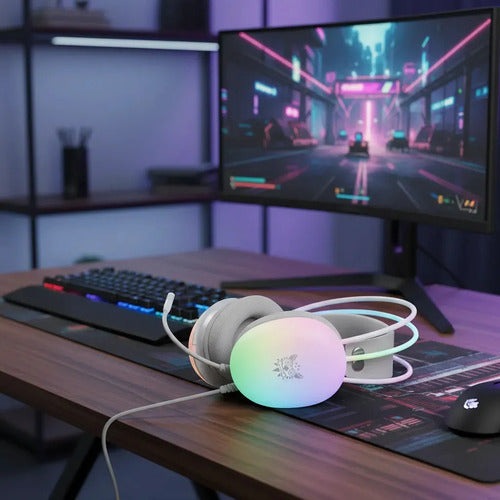 Auriculares Gamer Vincha Para Pc Onikuma X25 Con Micrófono Color Blanco Luz Arcoíris