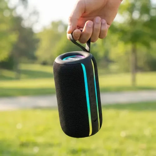 Parlante Portátil Bluetooth Musyl Em-3 Con Luces Led Y Radio Fm Para Fiestas Negro