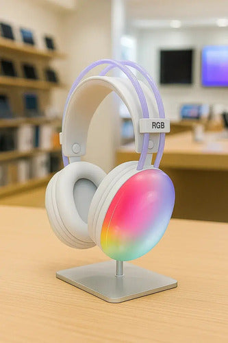 Audífonos Inalámbricos Diegmark P880 Over-ear Bluetooth Con Micrófono Rgb Y Luz Led Blanco