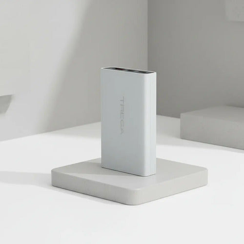 Power Bank Treqa Con Carga Rápida Y Doble Salida Usb Para Celular, Tablet, Smartwatch