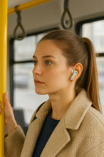 Audífonos In-ear Diegmark Ht09 Con Bluetooth 5.3 Y Estuche De Carga Verde Claro