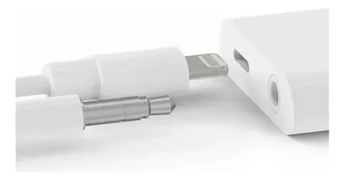 Adaptador Splitter Compatible Con iPhone Dual Carga Y Audio Blanco