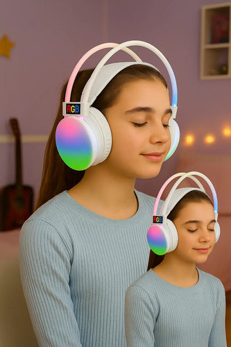 Audífonos Inalámbricos Rgb Pg580 Con Micrófono Y Luces Led