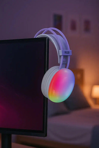 Audífonos Inalámbricos Diegmark P880 Over-ear Bluetooth Con Micrófono Rgb Y Luz Led Blanco