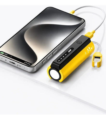 Batería Externa 5000mah R60 Con Linterna Portátil Y Cable